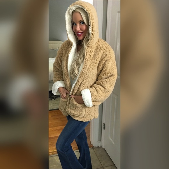 ❤️ SALE 1HR! Soft Reversible Sherpa Jacket Hoodie - Picture 3 of 7